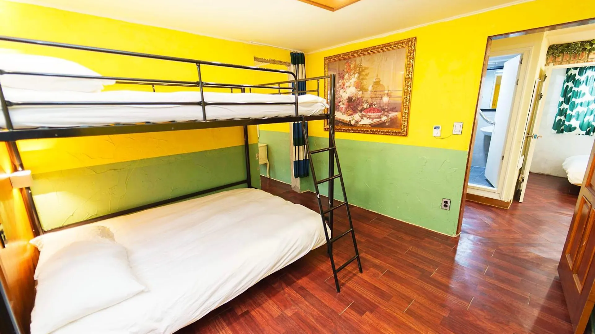 2 - Gu&Anne House Seoul Hongdae Stn 5Rooms,4Bathroom 0*,  Coreia do Sul