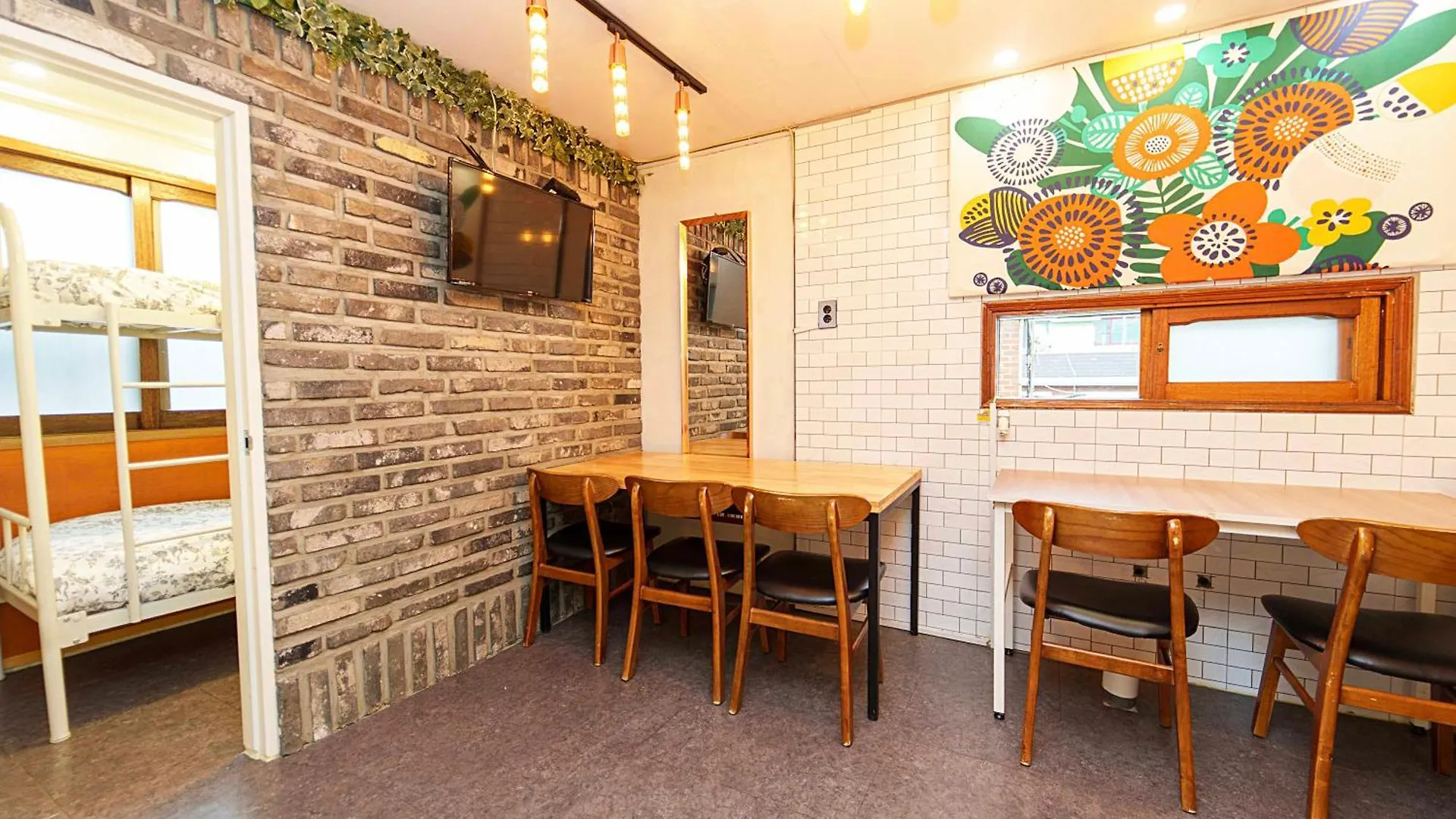 2 - Gu&Anne House Seoul Hongdae Stn 5Rooms,4Bathroom 0*,